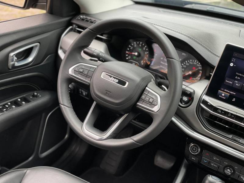 JEEP - COMPASS - 2023/2023 - Cinza - R$ 129.900,00