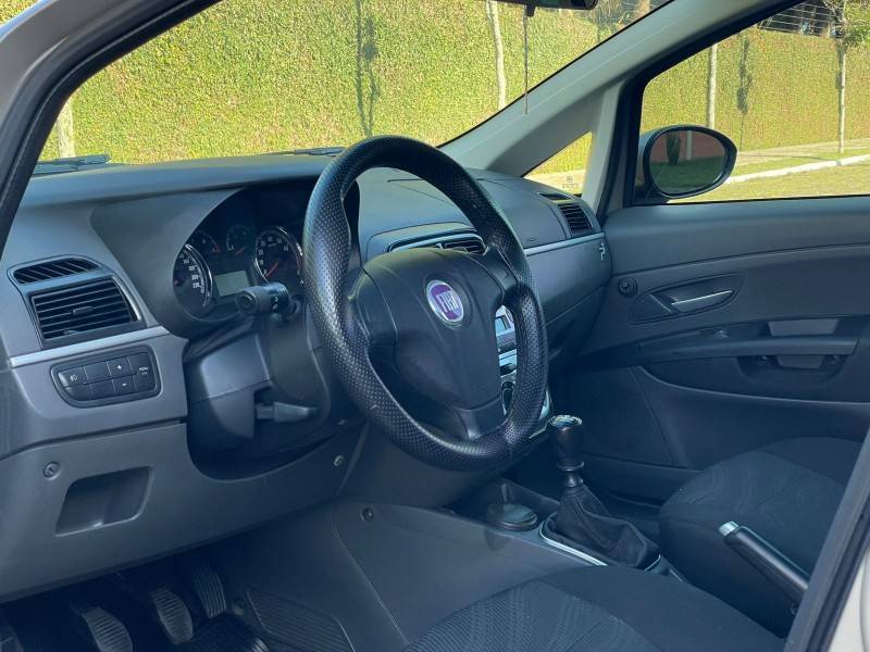 FIAT - PUNTO - 2009/2009 - Bege - R$ 29.900,00