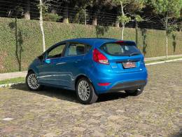 FORD - FIESTA - 2014/2015 - Azul - R$ 46.900,00