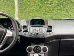 FORD - FIESTA - 2019/2019 - Branca - R$ 60.900,00