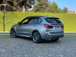BMW - X5 - 2017/2018 - Cinza - R$ 304.900,00