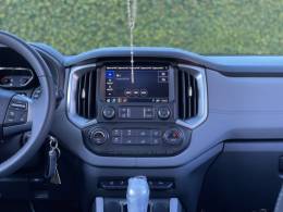 CHEVROLET - S10 - 2023/2024 - Branca - R$ 239.900,00