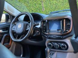 FIAT - TORO - 2020/2021 - Preta - R$ 109.900,00