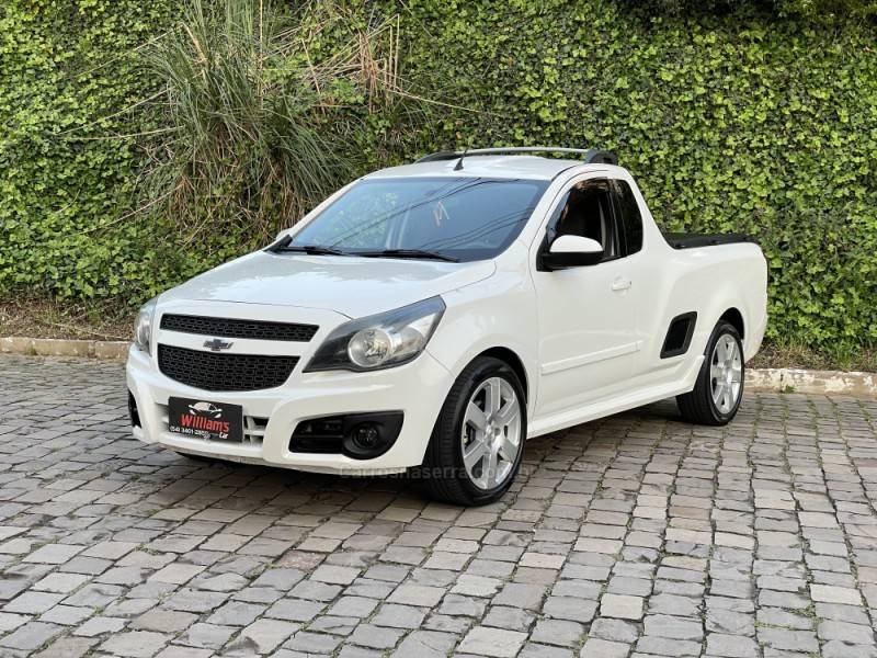 CHEVROLET - MONTANA - 2012/2013 - Branca - R$ 49.900,00