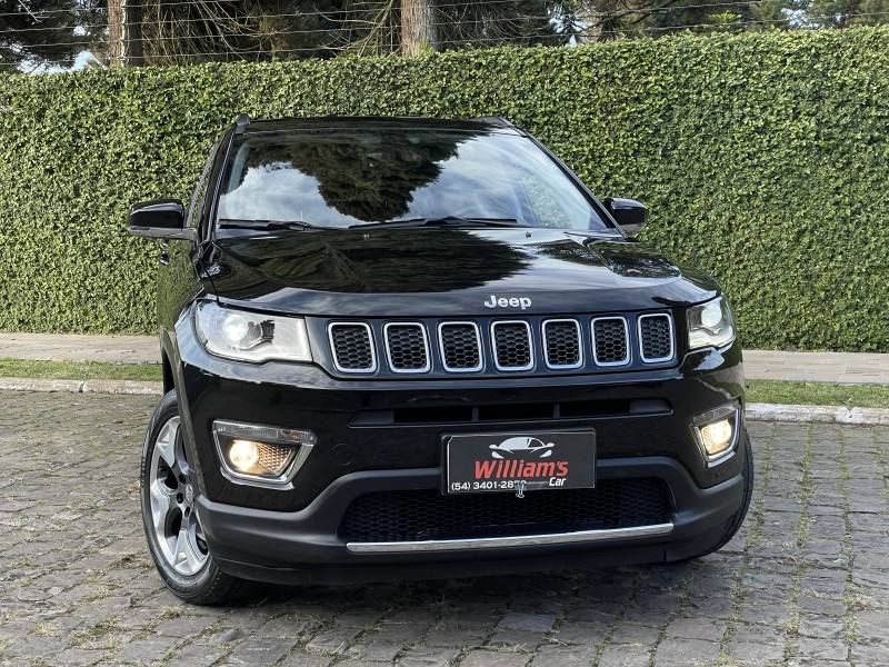 JEEP - COMPASS - 2016/2017 - Preta - R$ 93.900,00