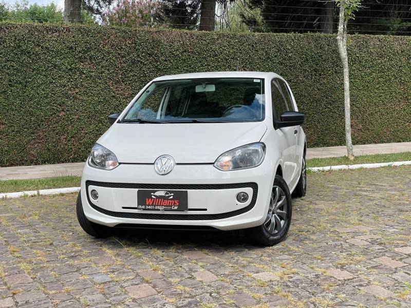 VOLKSWAGEN - UP - 2015/2016 - Branca - R$ 41.900,00