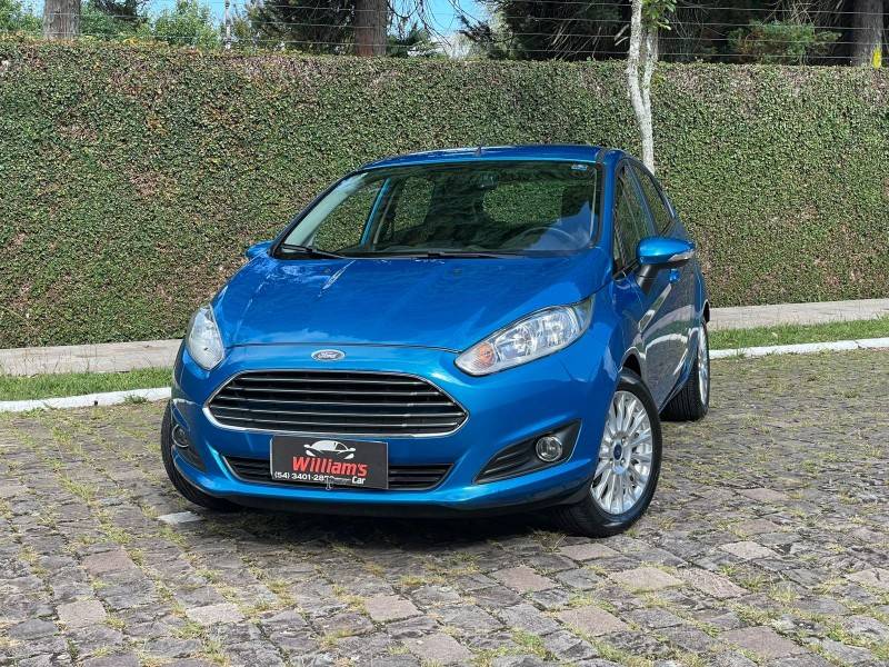 FORD - FIESTA - 2014/2015 - Azul - R$ 46.900,00