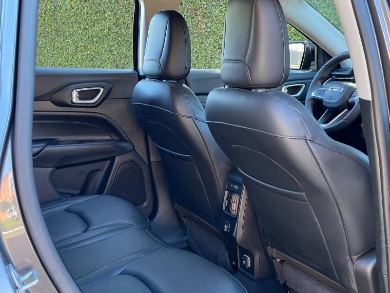JEEP - COMPASS - 2021/2022 - Cinza - R$ 136.900,00
