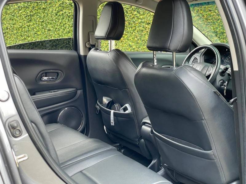 HONDA - HR-V - 2020/2020 - Cinza - R$ 109.900,00