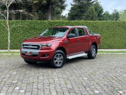 FORD - RANGER - 2017/2018 - Vermelha - R$ 117.900,00