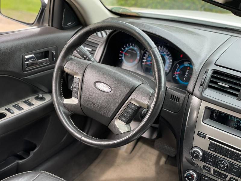FORD - FUSION - 2010/2010 - Branca - R$ 46.900,00