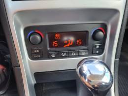 PEUGEOT - 307 - 2006/2007 - Prata - R$ 23.900,00