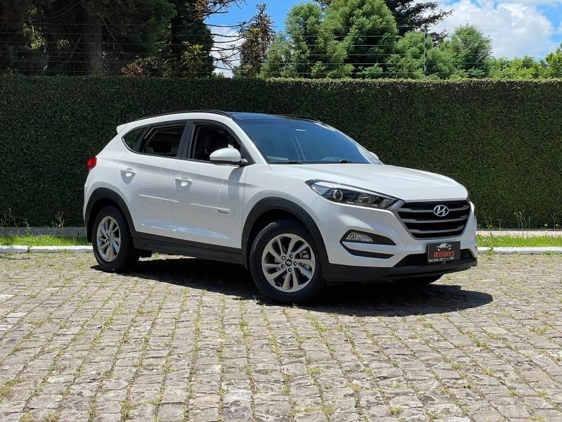 HYUNDAI - TUCSON - 2017/2018 - Branca - R$ 98.900,00