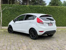 FORD - FIESTA - 2019/2019 - Branca - R$ 60.900,00