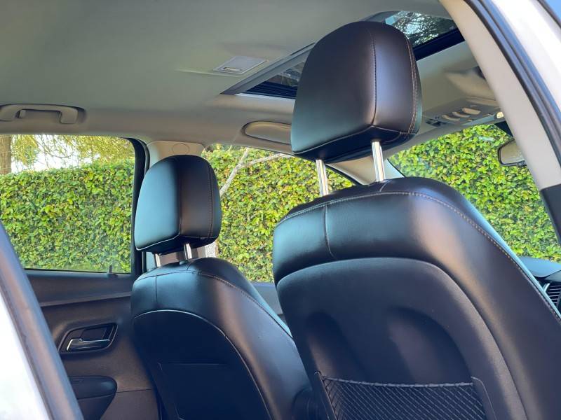 CHEVROLET - TRACKER - 2017/2018 - Branca - R$ 84.900,00