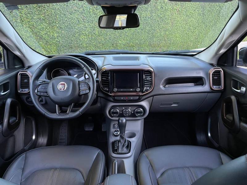 FIAT - TORO - 2020/2021 - Cinza - R$ 117.900,00