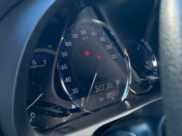 TOYOTA - YARIS - 2018/2019 - Branca - R$ 78.900,00