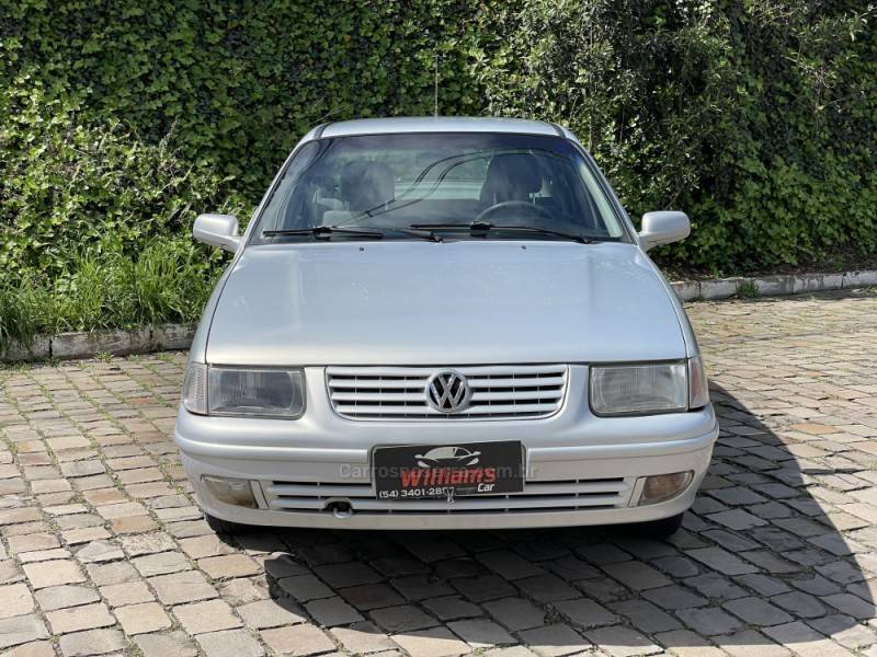 VOLKSWAGEN - SANTANA - 2000/2000 - Prata - R$ 28.900,00